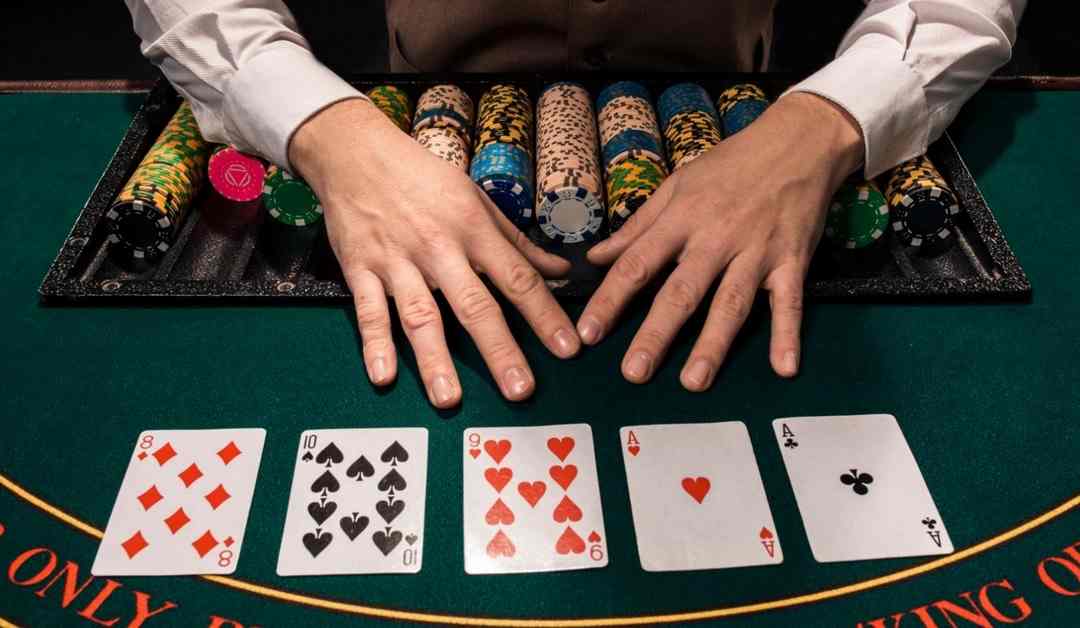 Poker luôn thôi thúc anh em chinh phục tại sòng bạc Top Diamond